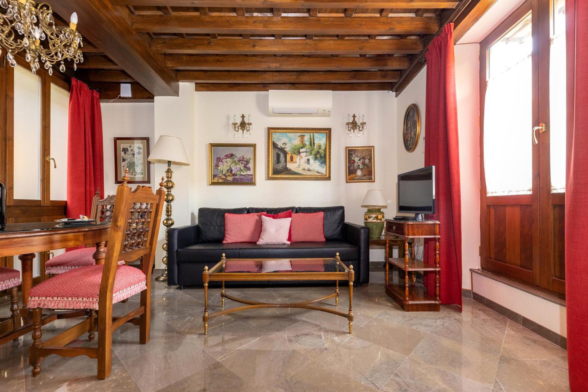 Apartamentos En Pleno Centro, Aljibe Rodrigo Del Campo 1A Granada Luaran gambar